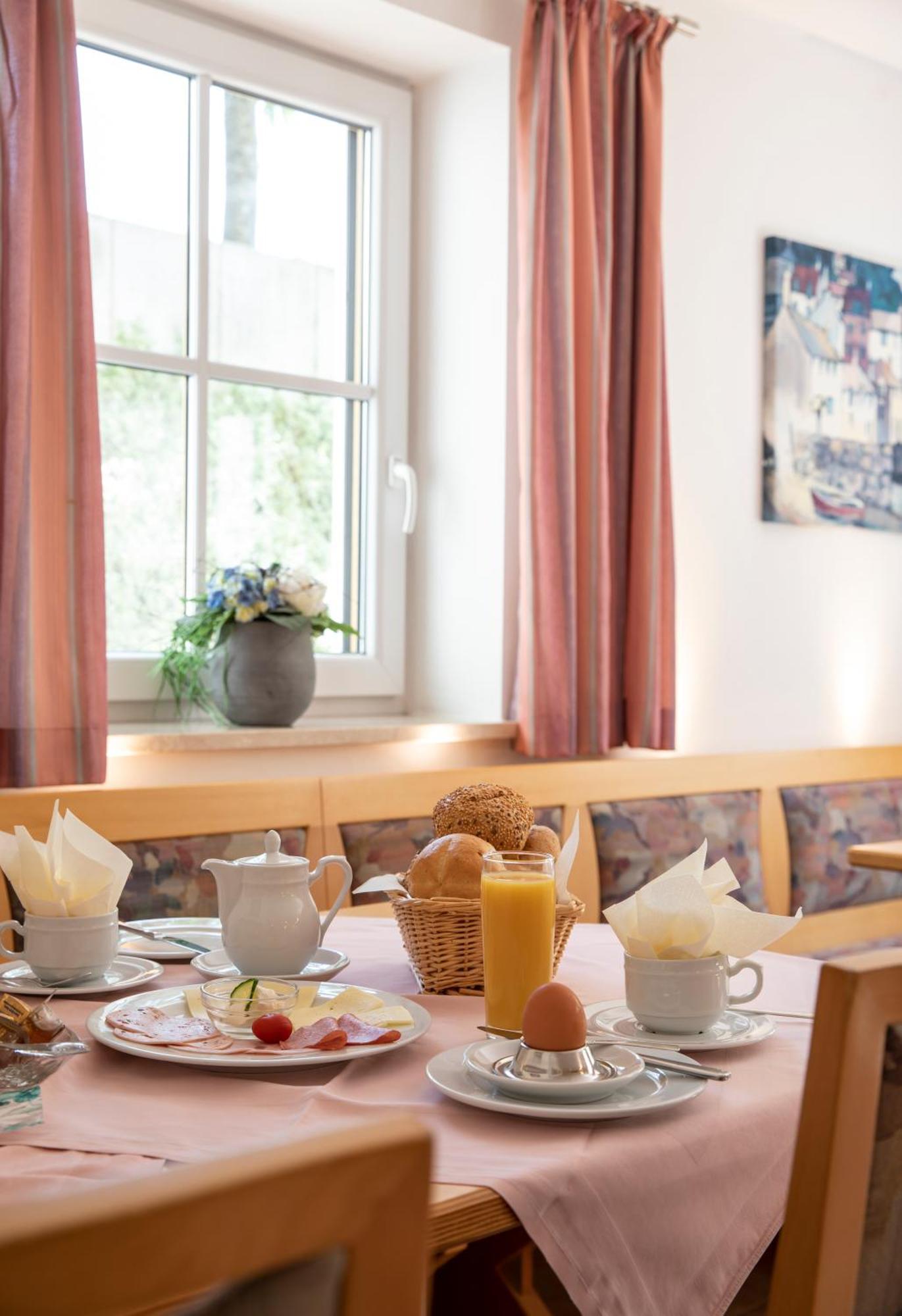 Pension Demmel, Bed & Breakfast Bruckmühl Exterior foto